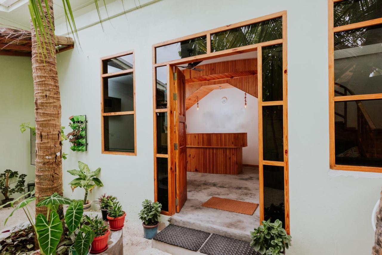 Isla Dhiffushi Exterior foto